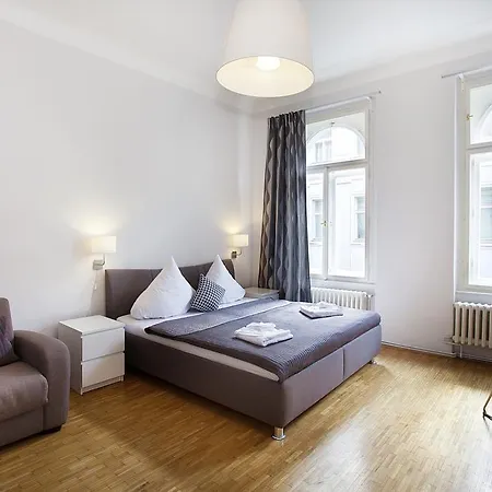 Spacious Ruterra 3bdr Flat * Prague
