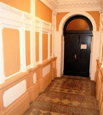 Spacious Ruterra 3bdr Flat